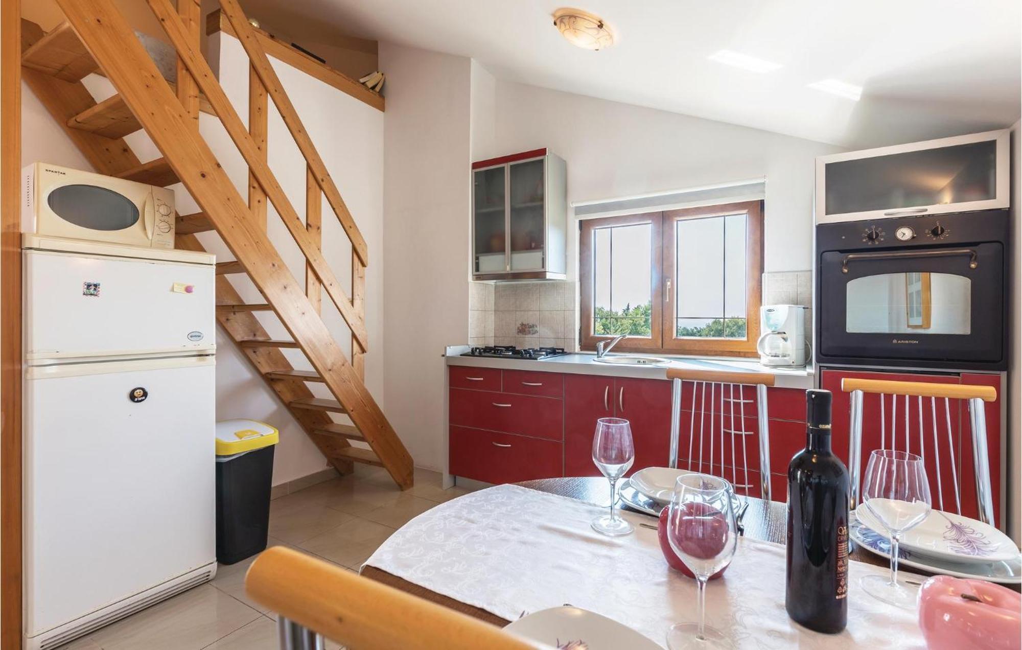 Pet Friendly Apartment In Koromacno With Wifi Exterior photo